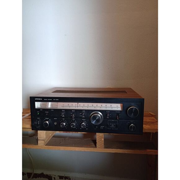 Vintage Stereo Receiver OPTONICA SA-5205 45 Watts - Picture 1 of 11